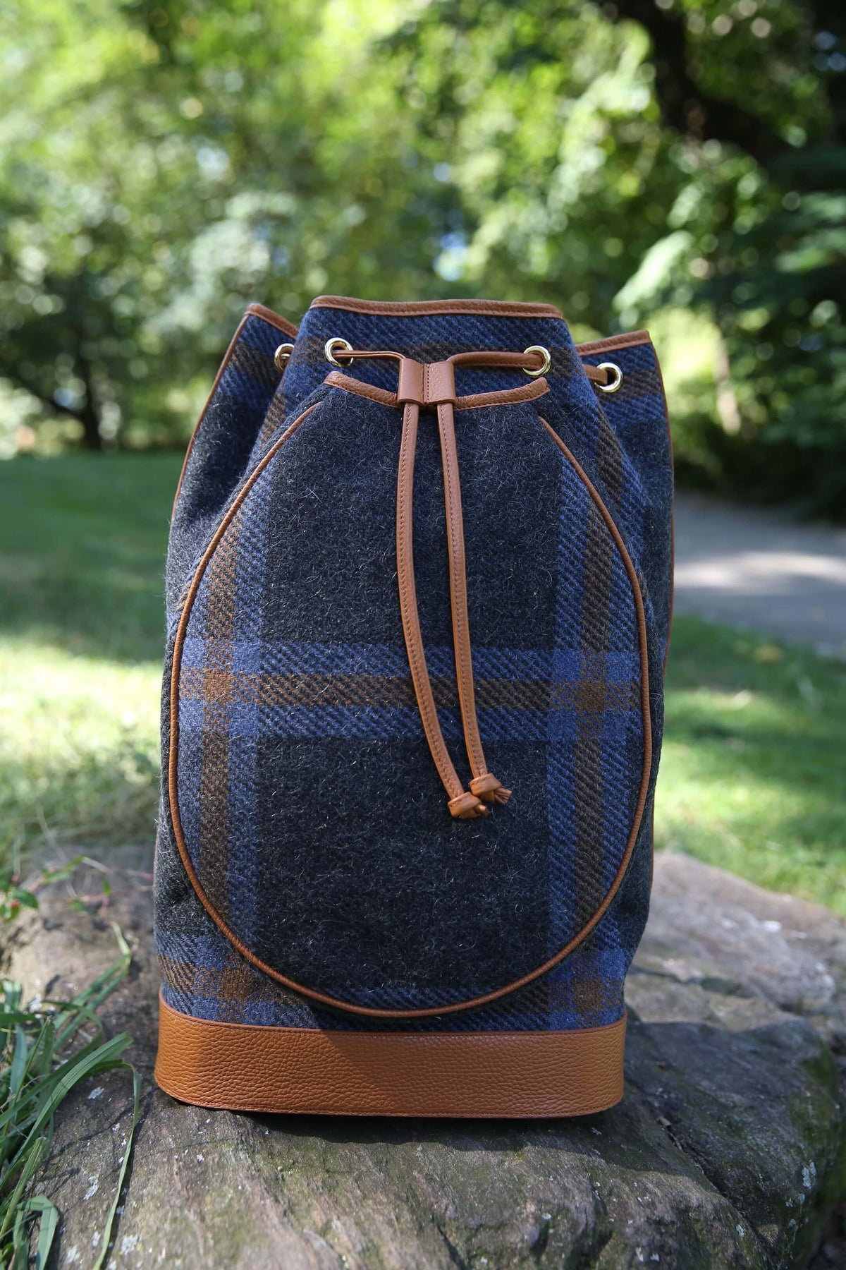 The Lily Bag