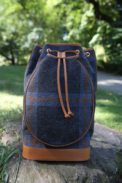 The Lily Bag